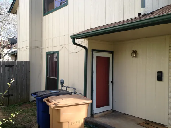 9009A Sedgemoor Trl, Austin, TX 78748