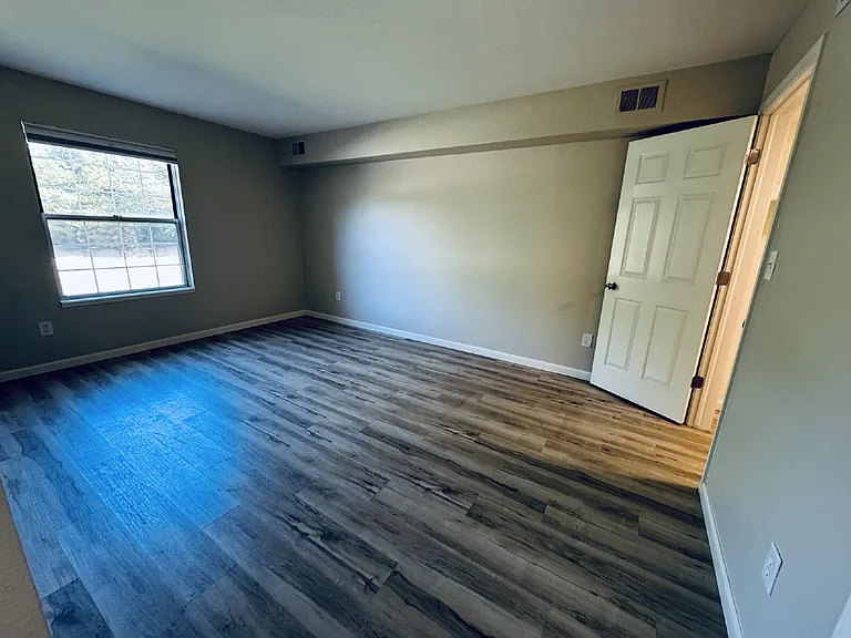 19112 Northridge Dr — Photo 13