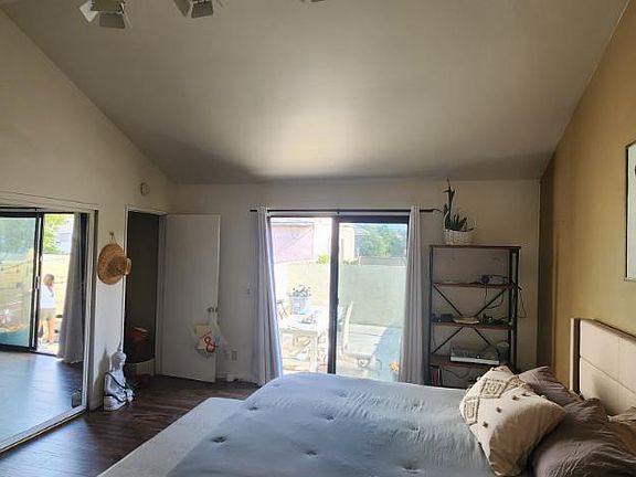 2nd image of 17205 Crenshaw Blvd