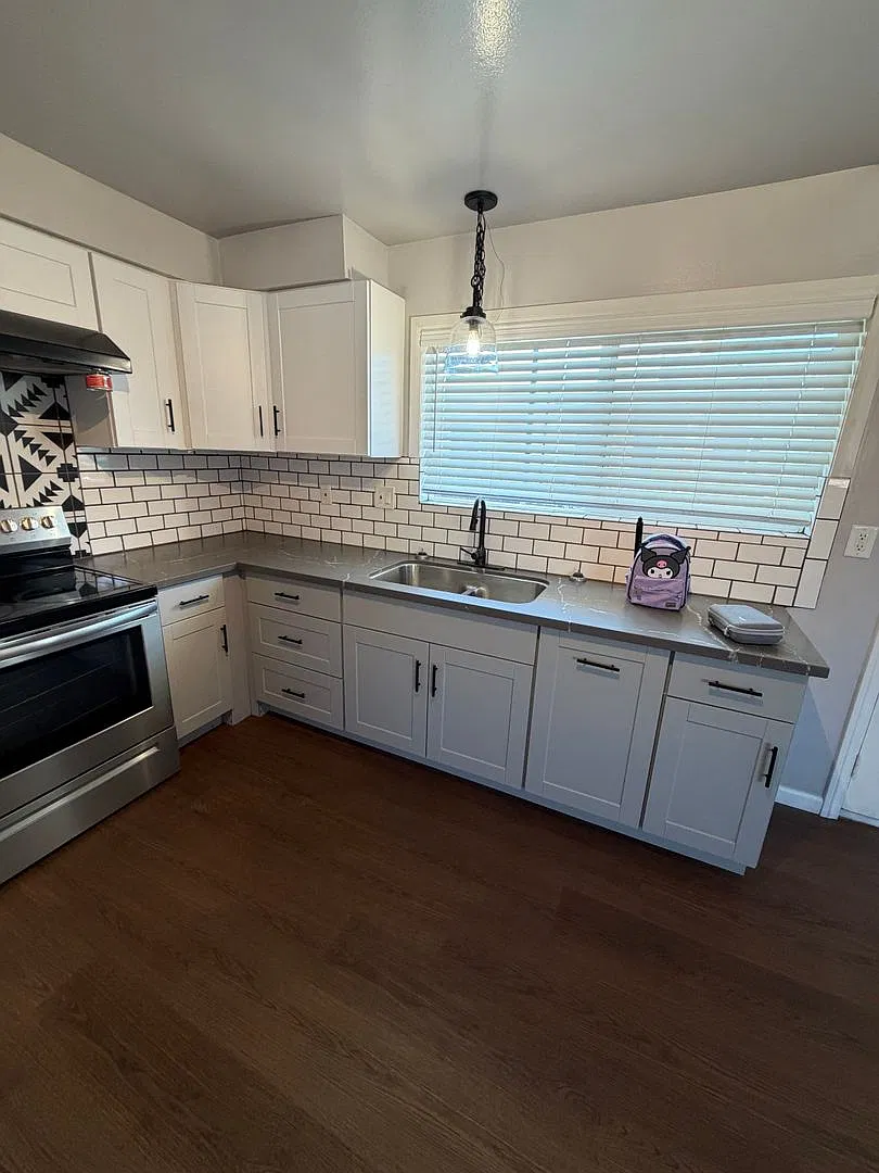 Vermonter Apartments — Photo 3