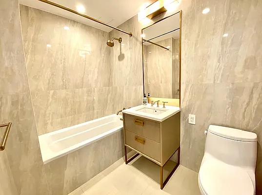 Rented by E Realty International Corp | media 26