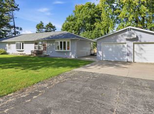 846 Taylor Rd, New Lisbon, WI 53950