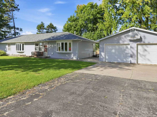 846 Taylor Rd, New Lisbon, WI 53950