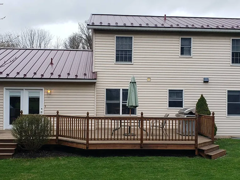 1330 Charles St — Photo 33