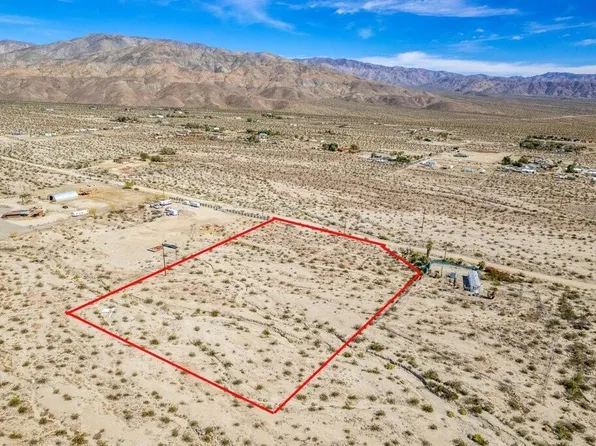 1 Rudderow Ln, Desert Hot Springs, CA 92241