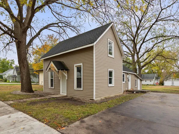 821 7th Ave, Howard Lake, MN 55349