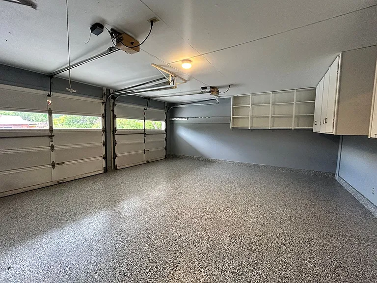 6820 Harvest Rd — Photo 40