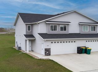 5604 Iron Dr, Bismarck, ND 58503