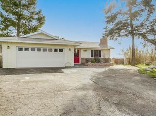 2333 Eltinge Dr, Alpine, CA 91901