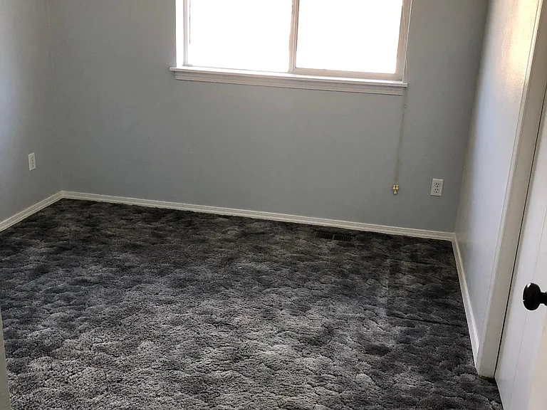 9216 N Londale Dr — Photo 28