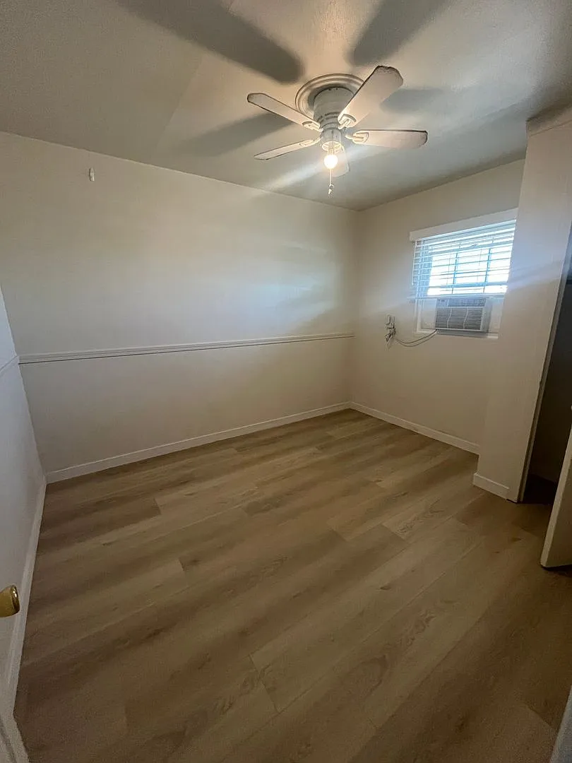 630 Frontage Rd — Photo 3