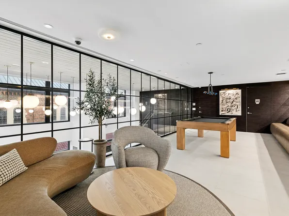 400 East 67th Street image 24 of 29