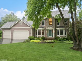 1114 Leah Dr, Cary, IL 60013