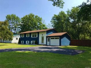1412 Manitou Rd, Hilton, NY 14468