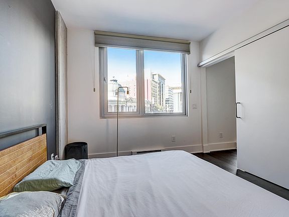 2nd image of 1075 Market St Unit 306