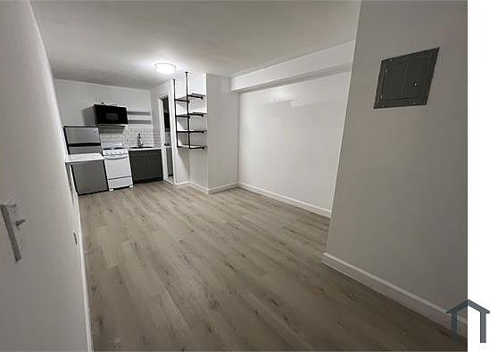 1st image of 979 E 85th St #1F