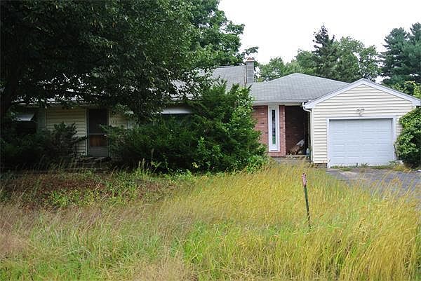 2nd image of 107 Plain St