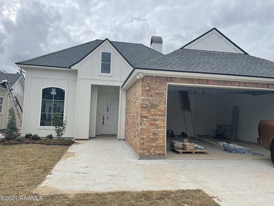 1st image of 128 San Sebastian Dr