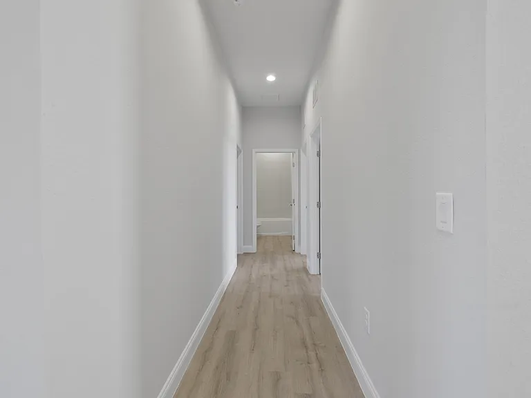 862 Charles Sise St E — Photo 25