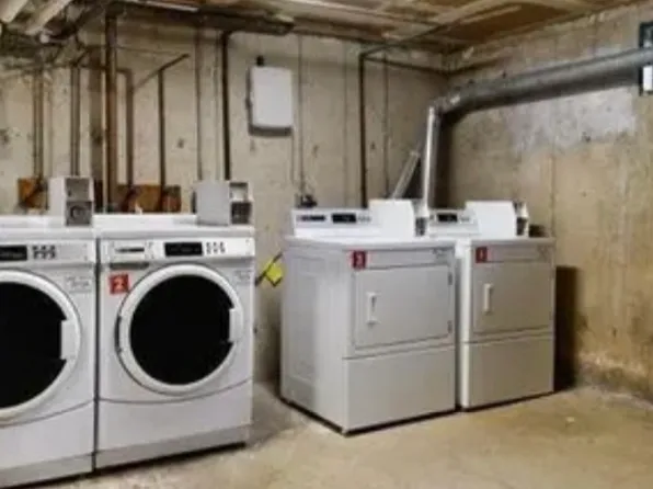 71 Sigwin Dr, Wallingford, CT 06492