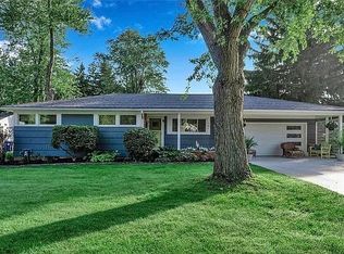 101 Meadow Stream Dr, Buffalo, NY 14226