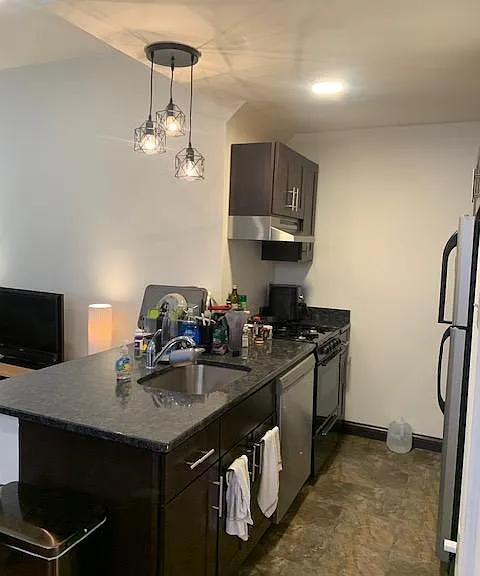 417 S Juniper St #2F — Photo 1