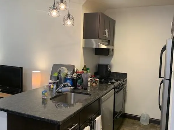 417 S Juniper St #2F, Philadelphia, PA 19147