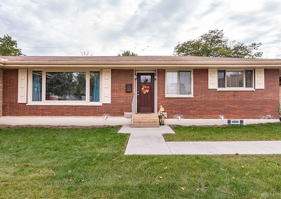 1st image of 3862 Dorset Dr