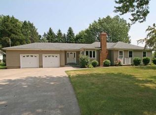 1542 Jackson Rd, Penfield, NY 14526