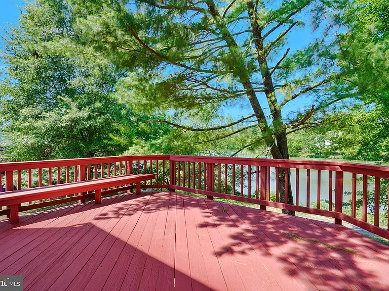 2920 Montauk Ct — Photo 8