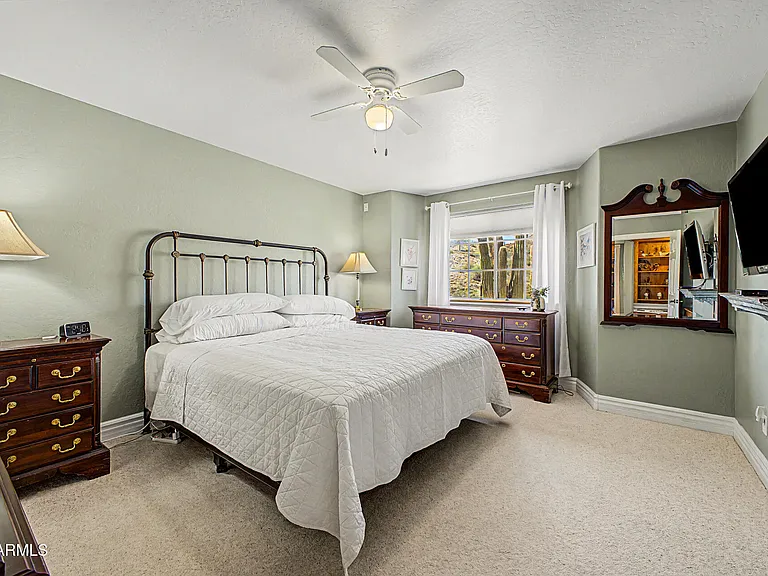 1935 E Tanya Rd — Photo 23