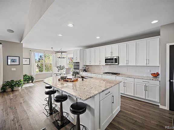 4th image of 2310 Woodhouse Lane