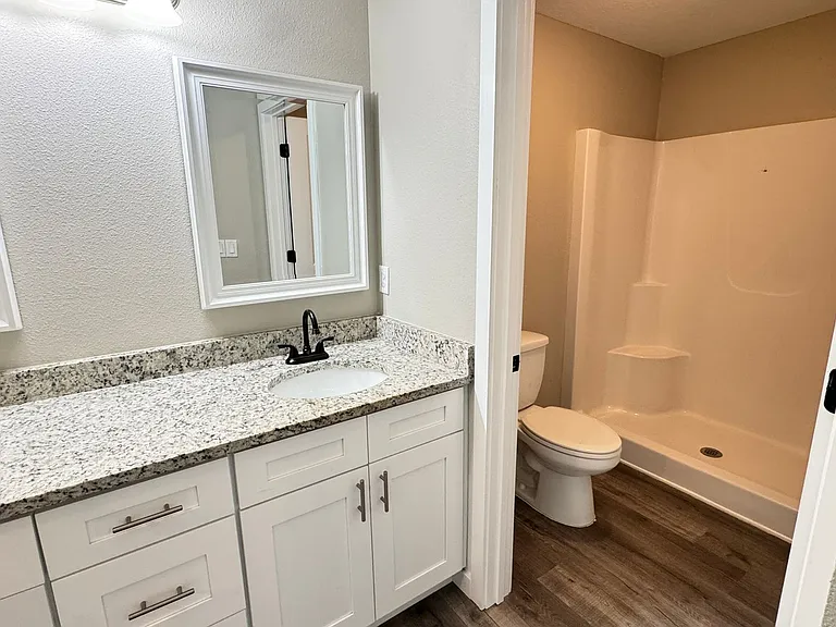 8833 Hampshire Dr — Photo 27