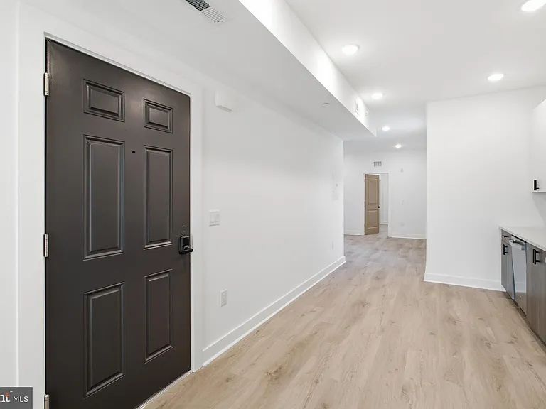 2322 N 5th St #2 — Photo 8