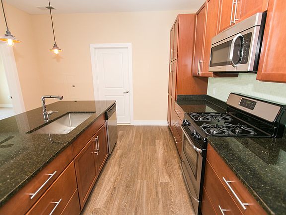 5th image of 1201 S Charles St #3B