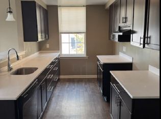 5801 E Liberty Blvd APT 202, Pittsburgh, PA 15206