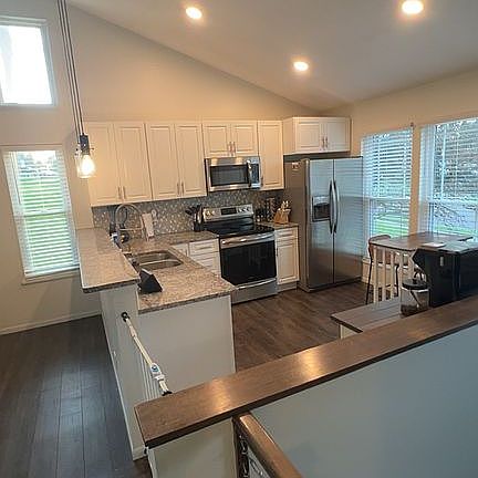 2nd image of 6815 Vantage Ct
