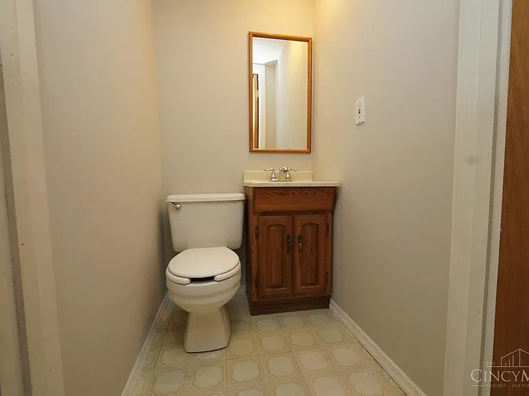 1382 Firethorne Dr — Photo 11