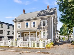 28 Robbins St APT 3, Waltham, MA 02453