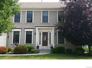 2314 Winterberry Dr, Lake View, NY 14085