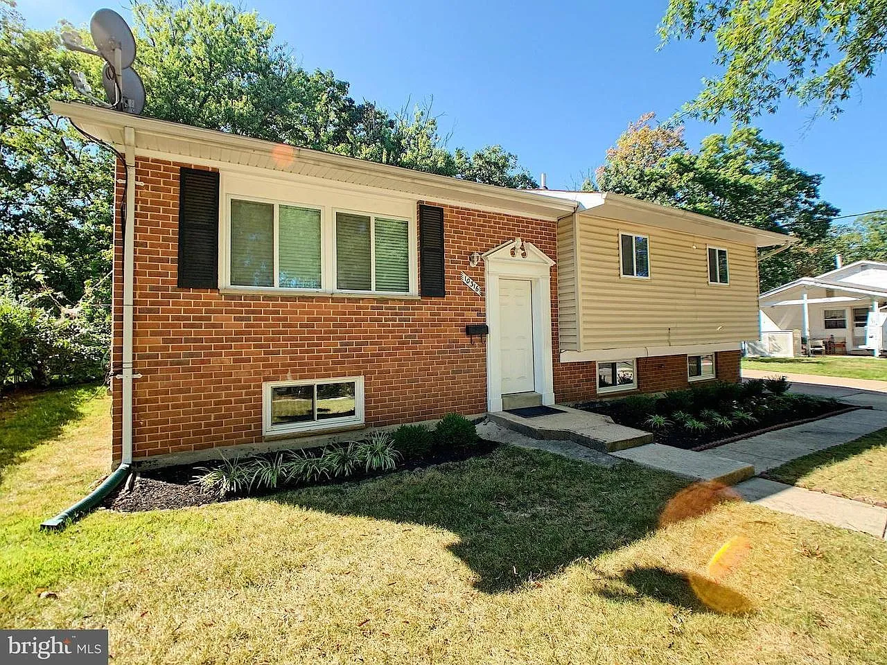 2 bed, 400 sqft, $1,700 — Photo 2