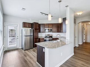 Alinium at Zionsville, Zionsville, IN 46077