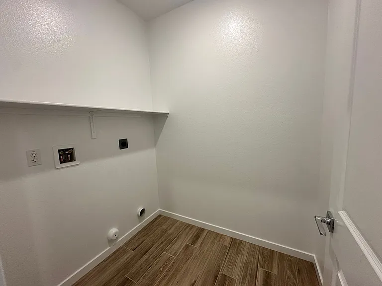 27133 Marimba Ct — Photo 17