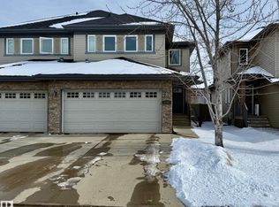 2057 69a St SW, Edmonton, AB T6X 0S5