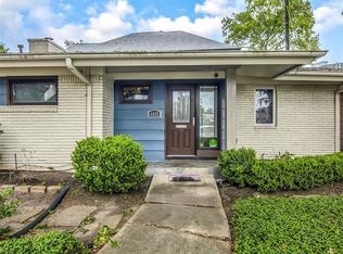 6825 Bellgreen Dr, Houston, TX 77030