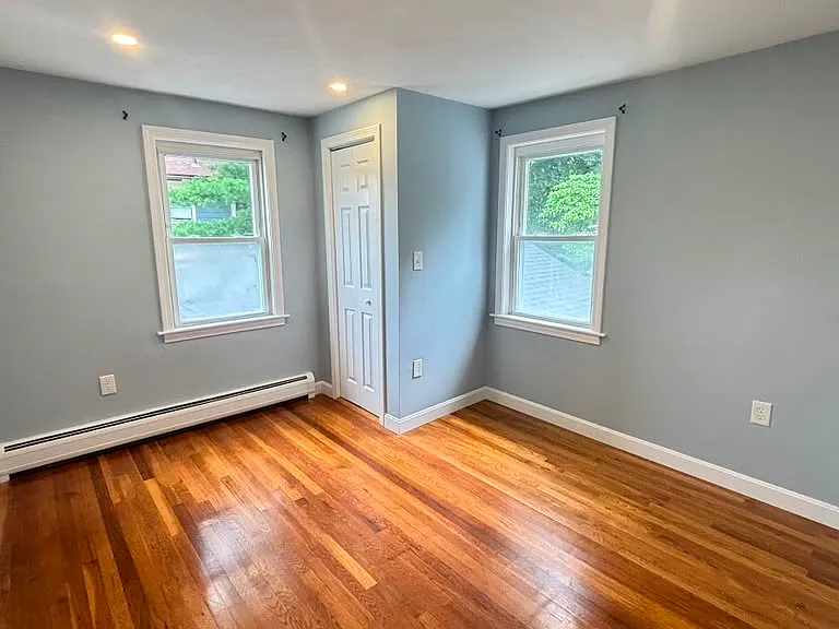 29 Newton Pl #B — Photo 12