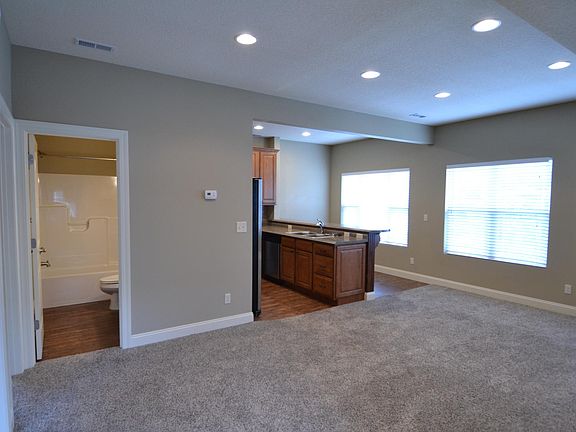 2nd image of 804 W Normal St #804