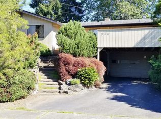 314 E 28th St, Bremerton, WA 98310