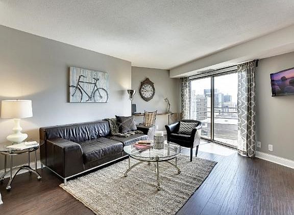 3rd image of 26 10th St W Unit 1405