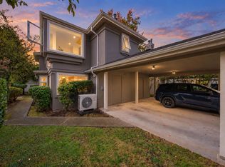 5111 Maple Rd #6, Richmond, BC V7E 5Z8